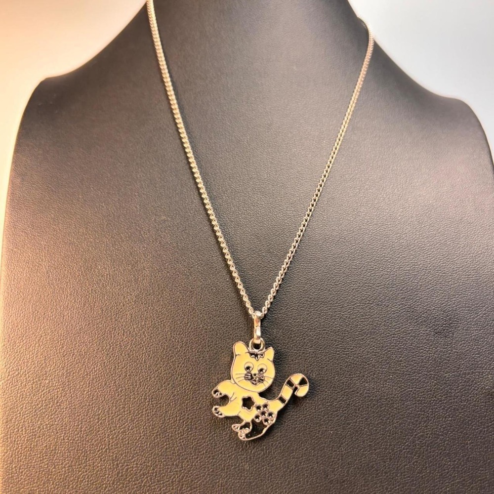 Cat Pendant Necklace Silver Tone Cream Black Enamel Whimsygoth Y2K Boho Kidcore